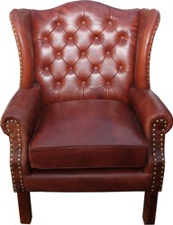 Casa Padrino Sillón orejero Chesterfield de lujo en cuero auténtico marrón y oro 72 x 65 x H. 103 cm