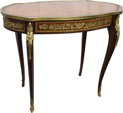 Casa Padrino Luxury baroque coffee table Mahogany inlays with brass appliqués 90 x 53 x H77 cm