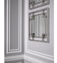 Casa Padrino Designer Wandspiegel Silber 90 x H. 90 cm - Luxus Spiegel