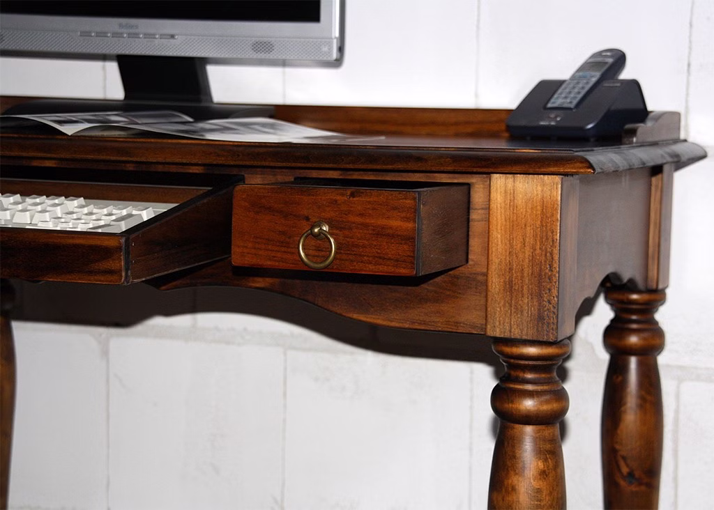 detail PC-tisch mit Tastaturauszug VARESE Braun kolonial lackiert Casa de mobila Goslar