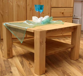 Massivholz Couchtisch mit Ablage 74x48x74cm GULDBORG Kiefer massiv gelaugt geölt Casa de mobila Goslar