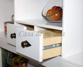 Buffetschrank 143x197x45cm BERGEN Kiefer weiß gelaugt geölt Buffetschrank 143x197x45cm BERGEN Kiefer 2farbig weiß / gelaugt geölt