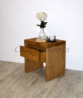 Nachtkommode Taiga 40cm Nordisches Massivholz antik gewachst
