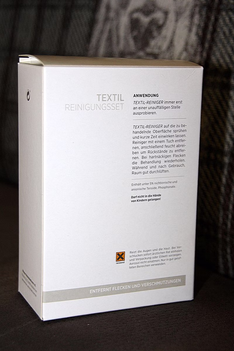 Textil-Reinigungsset mit Reinigungsspray und Tüchern Textil-Reinigungsset mit Reinigungsspray und Tüchern
