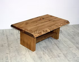 Sofatisch mit baumkante und Ablage TUNDRA Unikat 110x45x70cm Fichte massiv antik gewachst Casa de mobila Goslar Sofatisch mit baumkante und Ablage TUNDRA Unikat 110x45x70cm Fichte massiv antik gewachst Casa de mobila Goslar