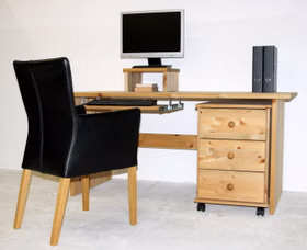 Massivholz Schreibtisch mit Rollcontainer Contra 125x74x78cm Kiefer massiv gelaugt geölt Casa de mobila Goslar Massivholz Schreibtisch mit Rollcontainer Contra 125x74x78cm Kiefer massiv gelaugt geölt Casa de mobila Goslar