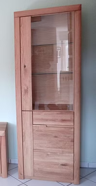 Vitrine links 71x203x40 cm HORIZONT Wildeiche Natur geölt Vitrine links 71x203x40 cm HORIZONT Wildeiche massiv Natur geölt Casa de mobila Goslar