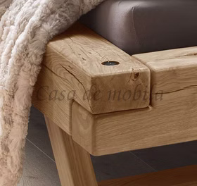 Balkenbett I mit U Holzbeine WOODSTOCK Wildeiche geölt mit Wuchsrissen von Casademobila Goslar