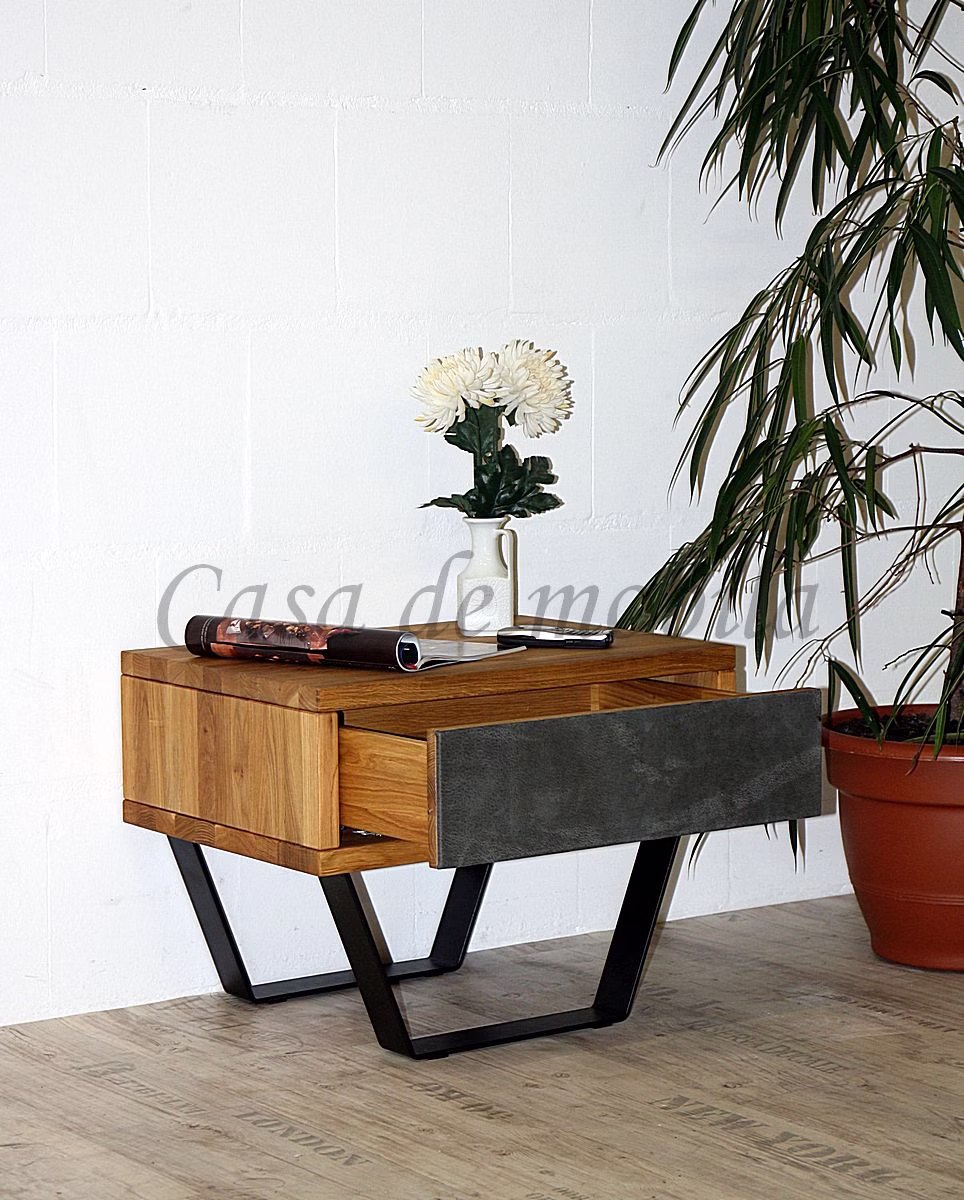 Massivholz Nachtschrank mit schublade Leder anthrazit und metallbeine MODERN SLEEP 56x43x40cm Wildeiche massiv natur geölt Casa de mobila Goslar