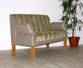 Tischsofa WALLIS Holzbeine Eiche geölt Stoff grün grau gestreift Küchensofa grün grau gestreift WALLIS 2 Kipparmteile Holzfüße Eiche natur geölt, in Goslar bei Casa de mobila