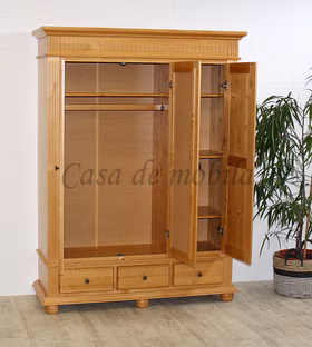Massivholz Dielenschrank mit Spiegel 143x192x51cm CASTELL Fichte massiv Bernsteinfarben lackiert von Casademobila Goslar Massivholz Dielenschrank mit Spiegel 143x192x51cm CASTELL Fichte massiv Bernsteinfarben lackiert von Casademobila Goslar