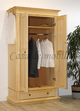 Kleiderschrank 110x205x58cm DAHLIA 2türig Fichte massiv geschlossener Sockel Kleiderschrank 110x205x58cm DAHLIA 2türig Fichte massiv geschlossener Sockel