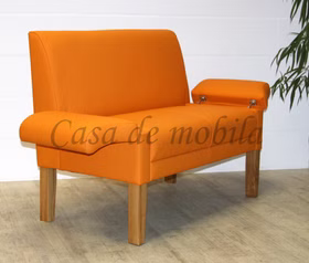 Dinnerbank mit Kipparm WALLIS orange mandarin Füße Eiche geölt Leder Toledo Barnickel casademobila Goslar Dinnerbank mit Kipparm WALLIS orange mandarin Füße Eiche geölt Leder Toledo Barnickel casademobila Goslar