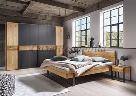 Massivholz Schlafzimmermöbel Ehebett Kleiderschrank Nachttisch Boston Kernbuche Wildeiche geölt Metallfüße schwarz Forestales Industrielook casademobila Massivholz Schlafzimmermöbel Ehebett Kleiderschrank Nachttisch Boston Kernbuche Wildeiche geölt Metallfüße schwarz Forestales Industrielook casademobila