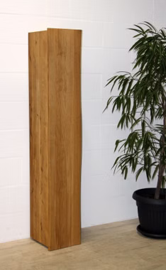 Massivholz Wäscheschrank mit Baumkante WOODLINE 32x191x38cm Eiche massiv natur geölt Casa de mobila Goslar Massivholz Wäscheschrank mit Baumkante WOODLINE 32x191x38cm Eiche massiv natur geölt Casa de mobila Goslar