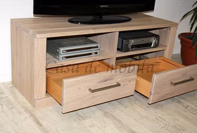 Massivholz TV-Kommode PALERMO 139x45x40cm Wildeiche massiv Bianco geölt Massivholz TV-Kommode PALERMO 139x45x40cm Wildeiche massiv Bianco geölt