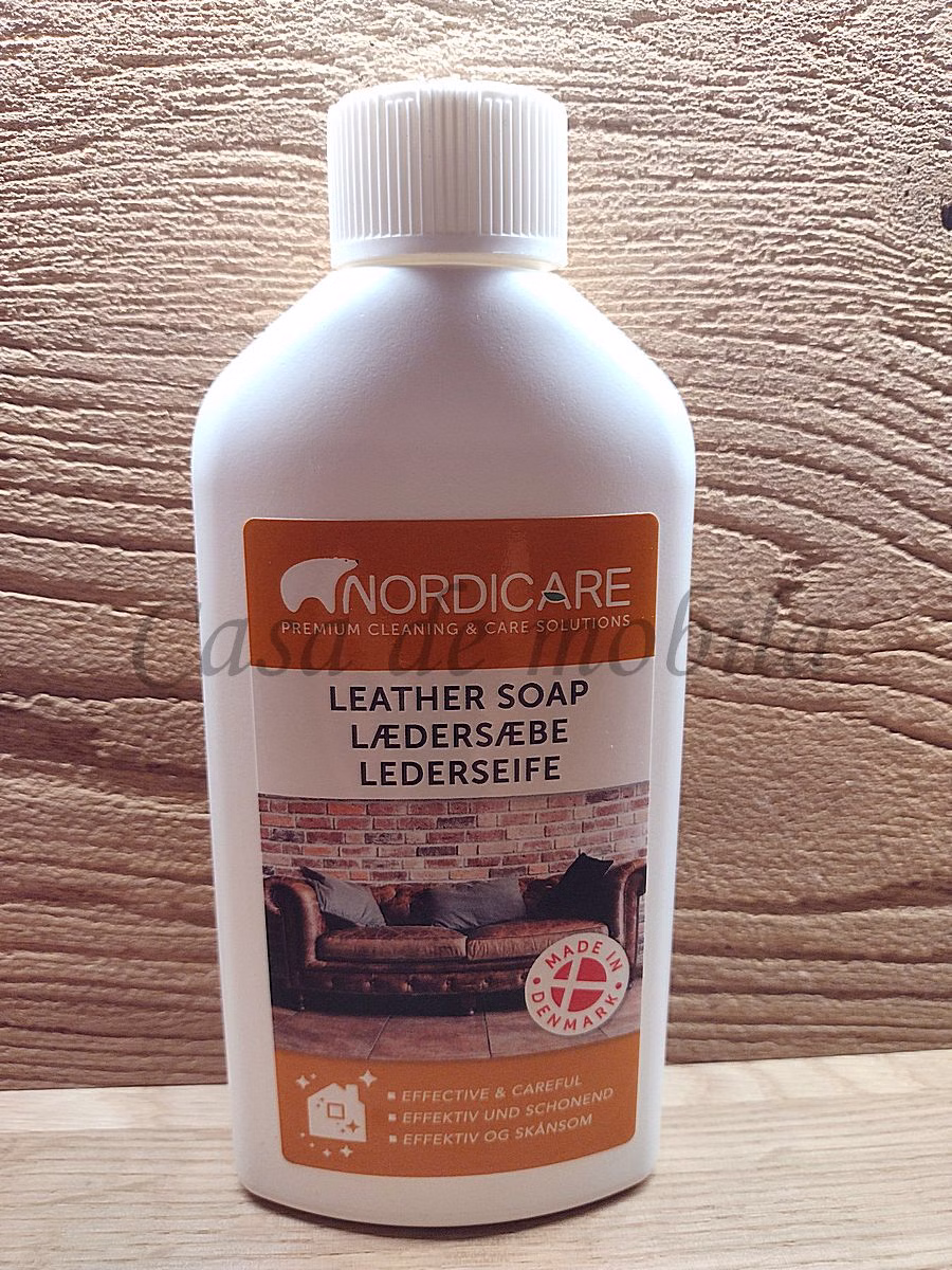 NORDICARE Lederseife Flasche Flasche Lederseife mit weißem Verschluss und orange-weißem Etikett von vorne.