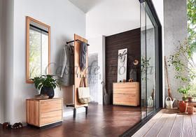 Flurmöbel Walk In Tjornbo Kernbuche massiv geölt Schubladenkommode schmale Kommode Wandspiegel Garderobe Dielenprogramm Walk In Tjornbo Kernbuche massiv geölt Schubladenkommode Flurkommode Wandspiegel Garderobe