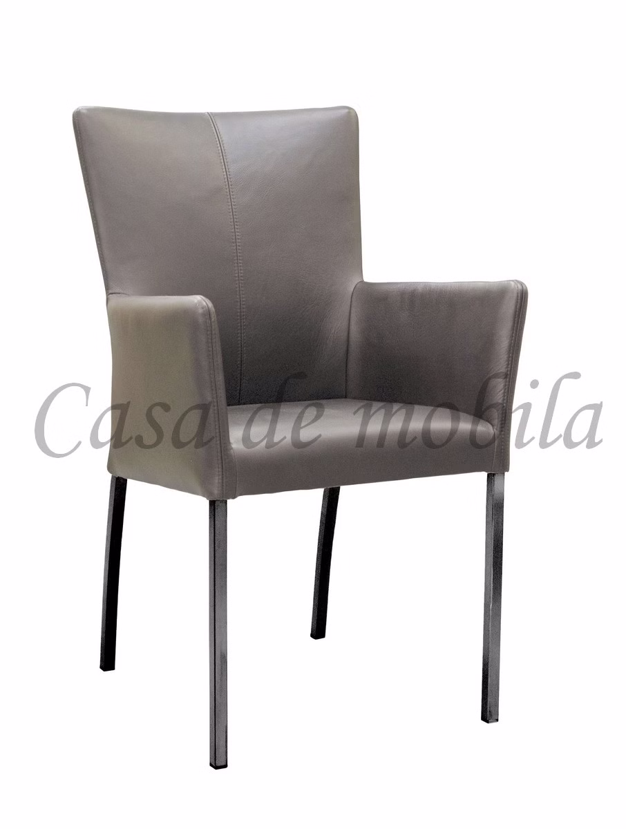 Armlehnstuhl Leder braun Salma2 Carega Metallbeine schwarz 2 Stuhl mit Metallbeinen und Armlehnen mit braunem Lederbezug lever