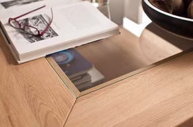Couchtisch mit Glasplatte und Ablage 90x49x90cm CASERA naturholz geölt Massivholz Couchtisch mit Glas und Ablage 90x49x90cm CASERA Eiche massiv geölt von Casademobila Goslar