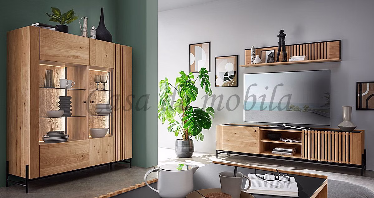 ASCONA – Wohnwand mit breiter Vitrine Wohnzimmer mit breiter Holzvitrine