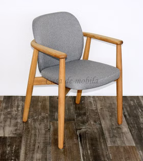Armlehnstuhl 58x83x60cm COSTNER, Stoff grau, Eiche natur geölt Stuhl mit Armlehne COSTNER 58x83x60cm, Stoffpolster grau, Eiche natur geölt Casa de mobila Goslar