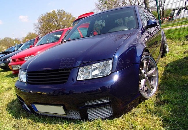 Suitable for VW Jetta Bora MK4 Badgeless Debadged Front Spor...