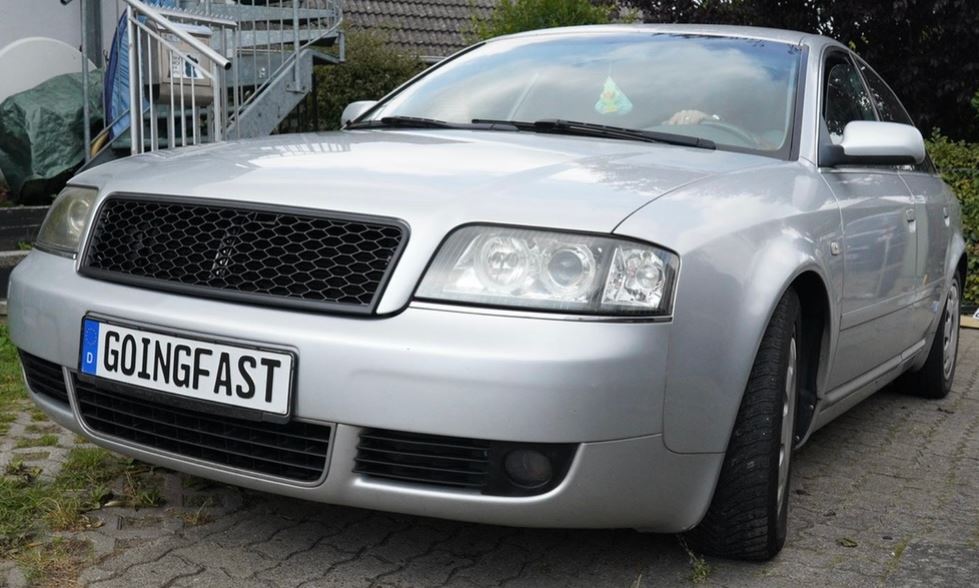 Wabengrill Front Grill Kühlergrill passend für Audi A6 4B C5...