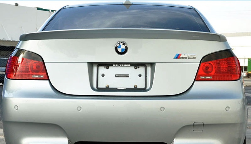 Suitable for BMW E60 5-Series Saloon Rear Boot Trunk Spoiler Lip Wing Sport Trim Lid Suitable for BMW E60 5-Series Saloon Rear Boot Trunk Spoiler Lip Wing Sport Trim Lid