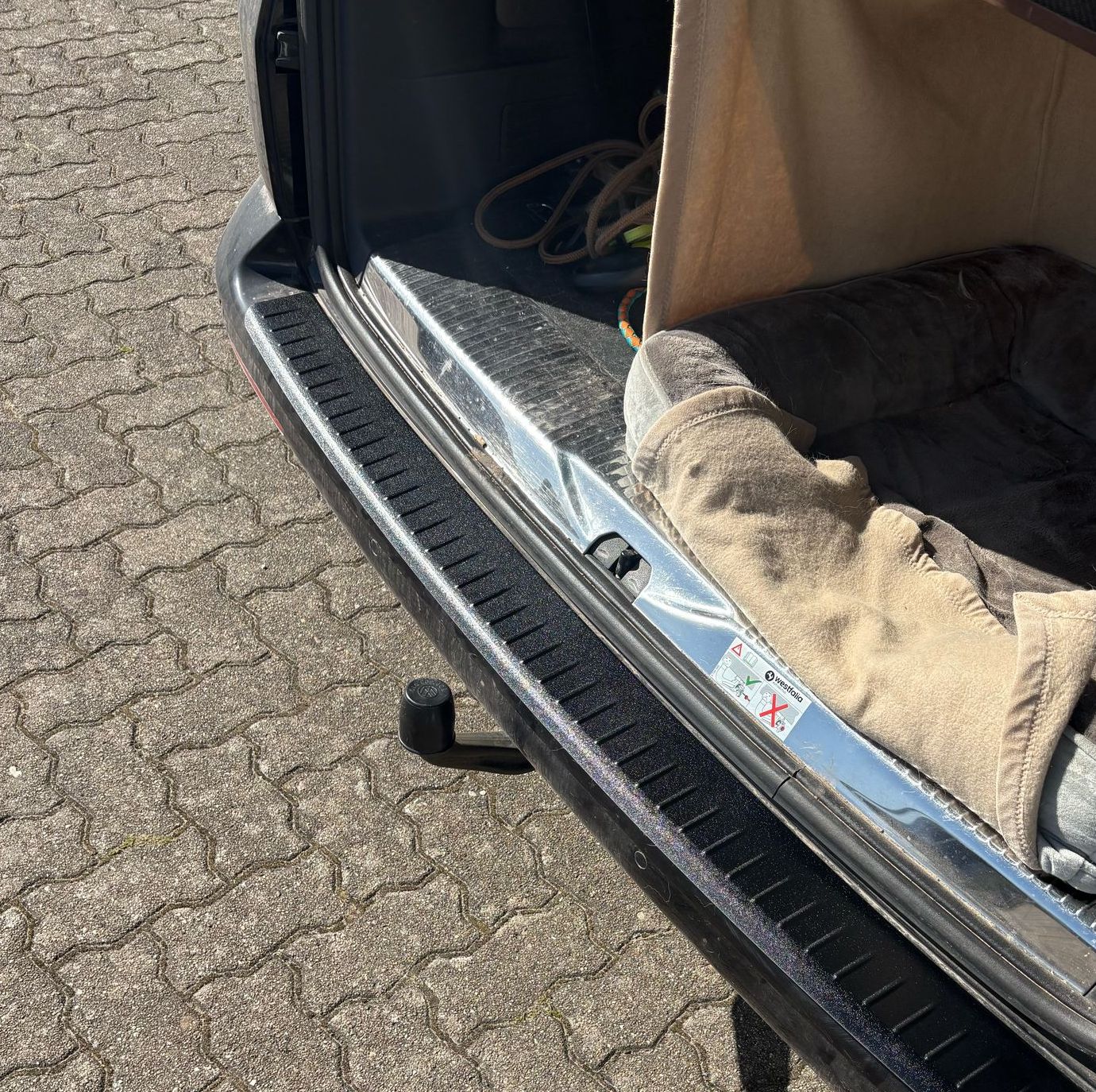Passend für VW T5 Transporter Multivan Ladekantenschutz Meta...