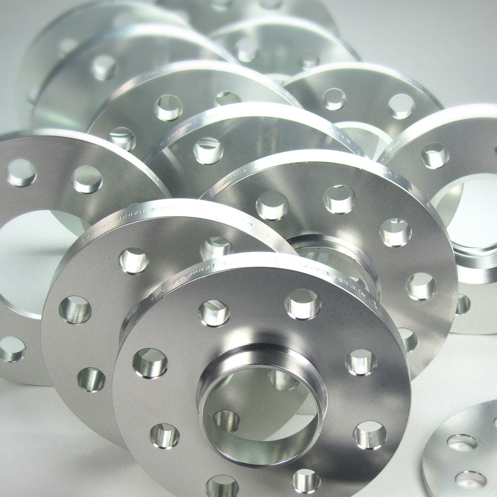 Spurverbreiterung-Set 2×15mm (30mm) NLB 57,1mm passend für VW Scirocco / Scirocco R (13) Spurverbreiterung-Set 2×15mm (30mm) NLB 57,1mm passend für VW Scirocco / Scirocco R (13)
