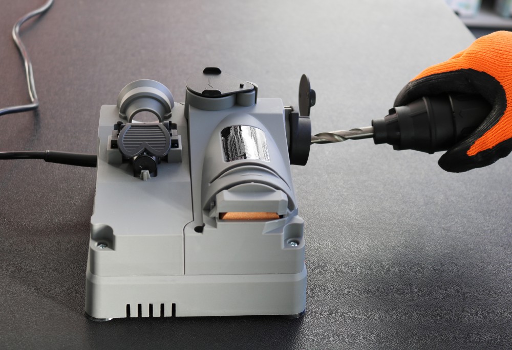 Bohrerschärfgerät Bohrerschleifmaschine 3-13mm Bohrerschärfer Bohrer Schärfgerät Bohrerschärfgerät Bohrerschleifmaschine 3-13mm Bohrerschärfer Bohrer Schärfgerät
