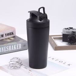 Dope! Schwarz Metall Shaker (700ml) Dope! Schwarz Metall Shaker (700ml)