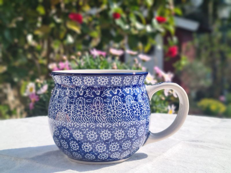 Maxitasse XXXL aus Bunzlauer Keramik – 500 ml Trinkgenuss – Ceramika Artystyczna – große Tasse für Trinkschokolade, Kaffee & Tee - Lace