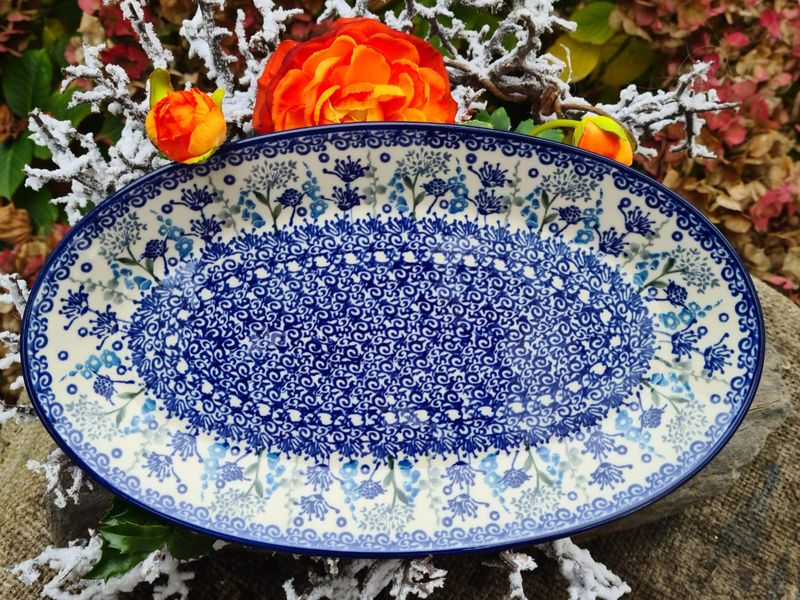 Ovale Servierplatte aus Bunzlauer Keramik – 35 x 21 x 3,5 cm - 1,15 kg - 1 l – Ceramika Artystyczna – vielseitige Platte für Fisch, Fleisch, Käse & stilvolles Servieren - Floral Party