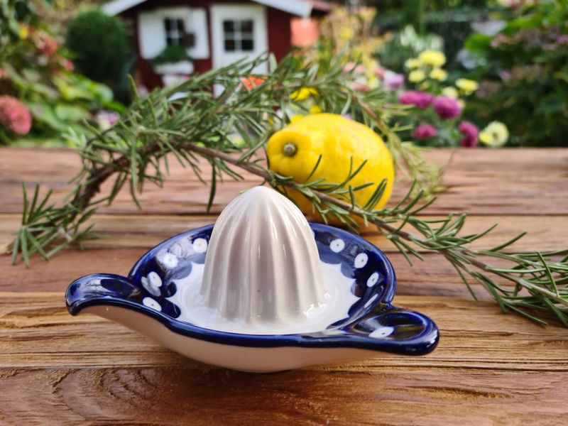 Kleine Zitronenpresse aus Bunzlauer Keramik – 12 cm- – Ceramika Artystyczna – praktische Saftpresse für frische Zitrusaromen - Tradition 5