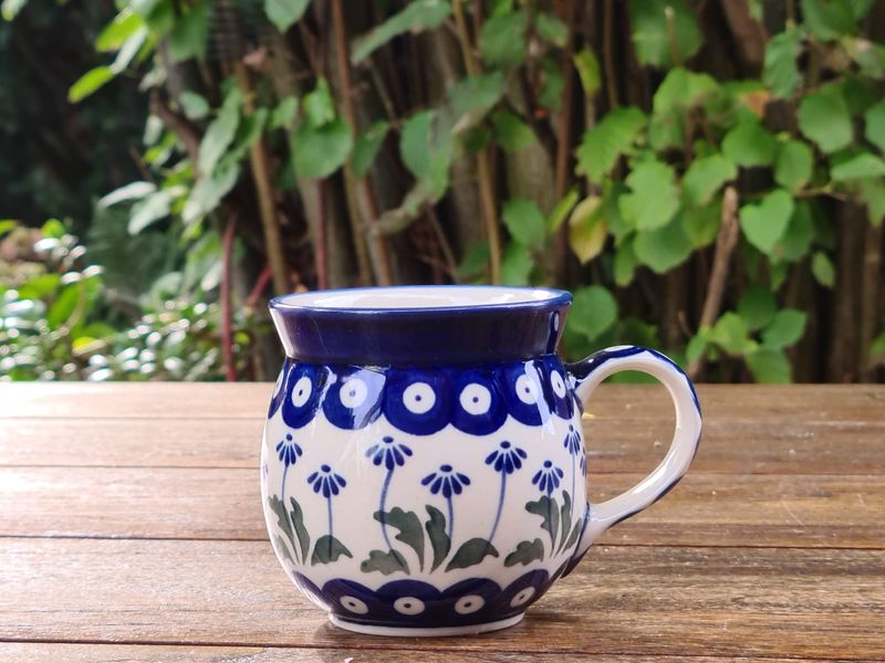2. Wahl Bauernbecher / Kugelbecher 250 ml- 10,5 x 7,5 x 7,3 cm - 285 g - mit Henkel – Bunzlauer Keramik – Ceramika Artystyczna – kompakter Becher für Kaffee, Desserts & gehobene Küche