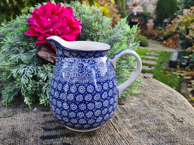 Krug / Vase 1 Liter, 15 cm hoch – Bunzlauer Keramik – Ceramika Artystyczna – Milchkrug, Saftkrug, Weinkrug, Barista-Kännchen, Blumenvase und Dekokrug - Lace
