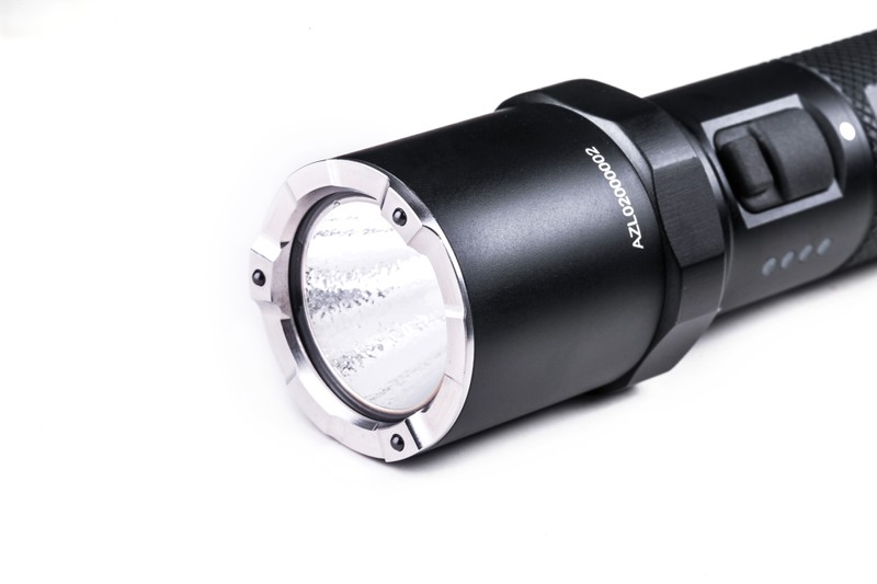 NEXTORCH P80 1.300 Lumen Einsatz LED Taschenlampe, USB-C Akkuladefunktion, Glasbrecher aus Nano-Keramik NEXTORCH P80 1.300 Lumen Einsatz LED Taschenlampe, USB-C Akkuladefunktion, Glasbrecher aus Nano-Keramik