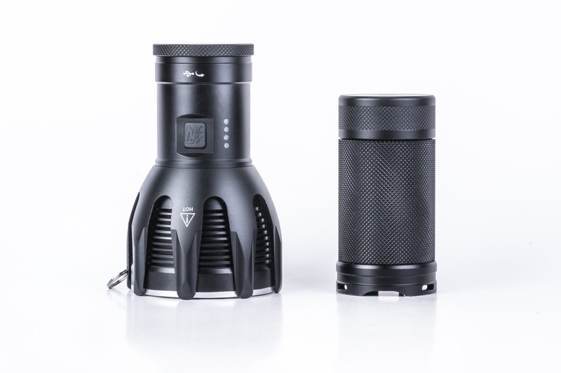 NEXTORCH Saint Torch 30 V2.0 Mobiler Outdoor Suchscheinwerfer für Rettungs- und Spezialeinsätze NEXTORCH Saint Torch 30 V2.0 Mobiler Outdoor Suchscheinwerfer für Rettungs- und Spezialeinsätze
