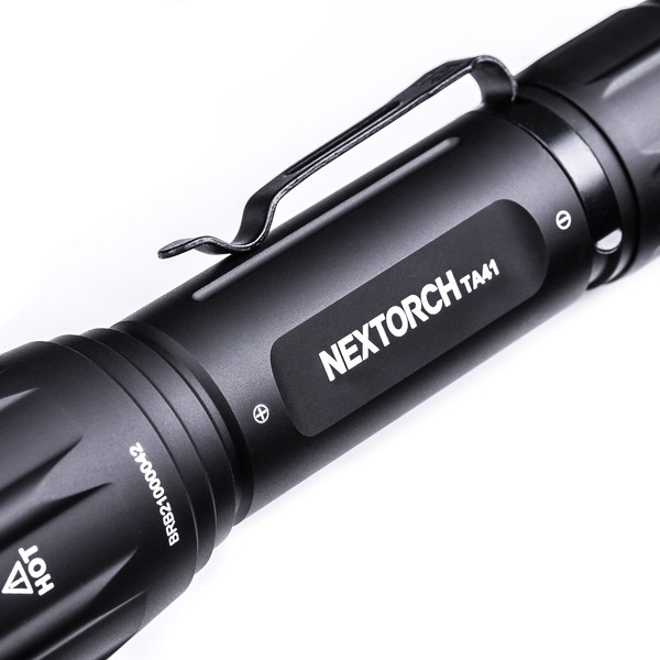 NEXTORCH TA41SET Taktische LED-Taschenlampe mit Halterung und Kabelschalter im Spar-Set NEXTORCH TA41SET Taktische LED-Taschenlampe mit Halterung und Kabelschalter im Spar-Set