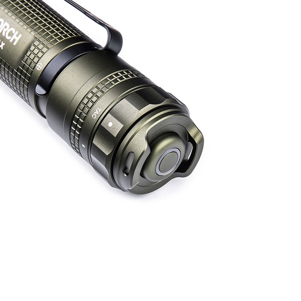 NEXTORCH TA30C MAX (CG) in Carbon Green - 3000 Lumen Taktische LED Taschenlampe - Nano Keramik Glasbrecher - Stroboskopfunktion NEXTORCH TA30C MAX (CG) in Carbon Green - 3000 Lumen Taktische LED Taschenlampe - Nano Keramik Glasbrecher - Stroboskopfunktion