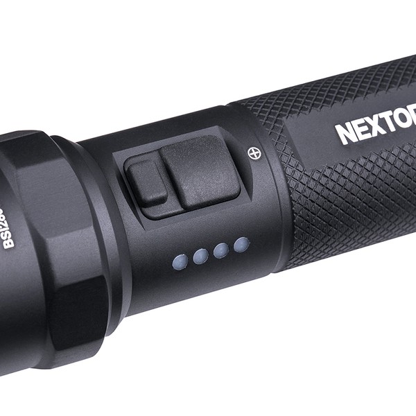 NEXTORCH P84B - 3700 Lumen LED-Taschenlampe mit 360° Warnlicht-Funktion - Notfall Glasbrecher NEXTORCH P84B - 3700 Lumen LED-Taschenlampe mit 360° Warnlicht-Funktion - Notfall Glasbrecher