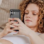H205AP162A-TPU-Huelle-fuer-Apple-iPhone-16-Carbon-Fiber-Skin-Brushed-Schutzcover-Soft-Case_6.jpg