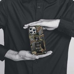 H506AP140A-Outdoor-Huelle-fuer-Apple-iPhone-15-PRO-Camouflage-Shockproof-Schutz-Armor-Cover_6.jpg H506AP140A-Outdoor-Huelle-fuer-Apple-iPhone-15-PRO-Camouflage-Shockproof-Schutz-Armor-Cover_6.jpg