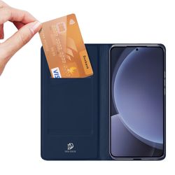 H125SA336A-DUX-DUCIS-Handy-Tasche-fuer-Samsung-Galaxy-S25-PLUS-Skin-Pro-Series-Schutzhuelle_9.jpg H125SA336A-DUX-DUCIS-Handy-Tasche-fuer-Samsung-Galaxy-S25-PLUS-Skin-Pro-Series-Schutzhuelle_9.jpg