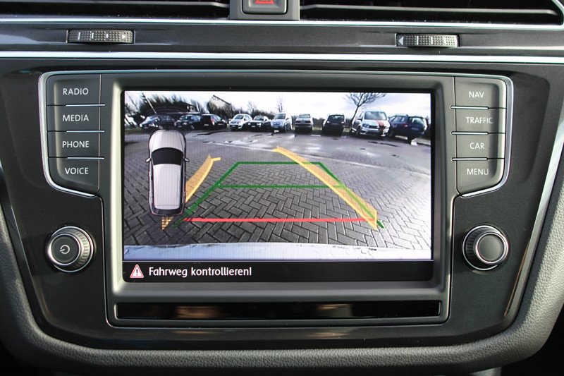 Original Kufatec Komplett- Set Nachrüstung Rückfahrkamera + Kabelbaum für VW Tiguan Allspace BW2 ab 2017-