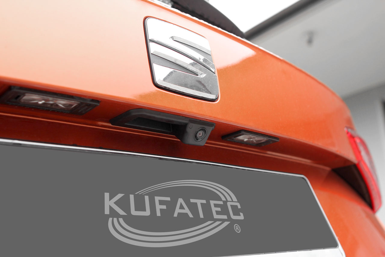 Original Kufatec Komplett- Set Nachrüstung Rückfahrkamera + Kabelbaum für Seat Arona KJ7 ab 2017-