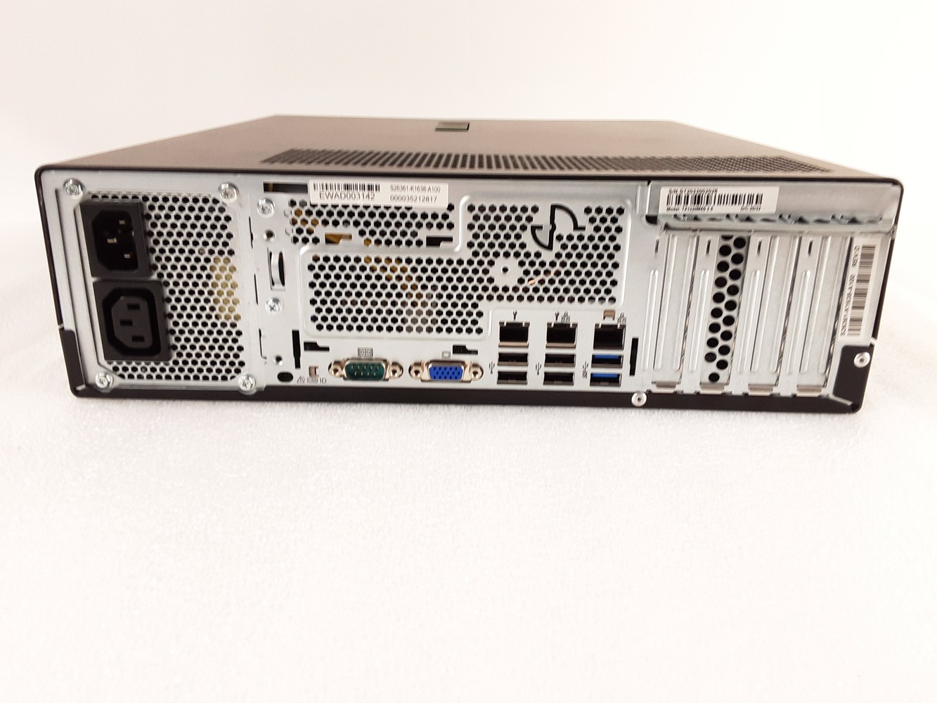 Fujitsu Primergy TX1320 M4 Intel Xeon E-2234 4C/8T 32GB DDR4 256