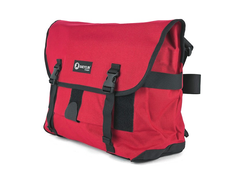 MESSENGER M - RED | BAGJACK | TECHNICAL SUPPORT BAGS - HANDMADE IN